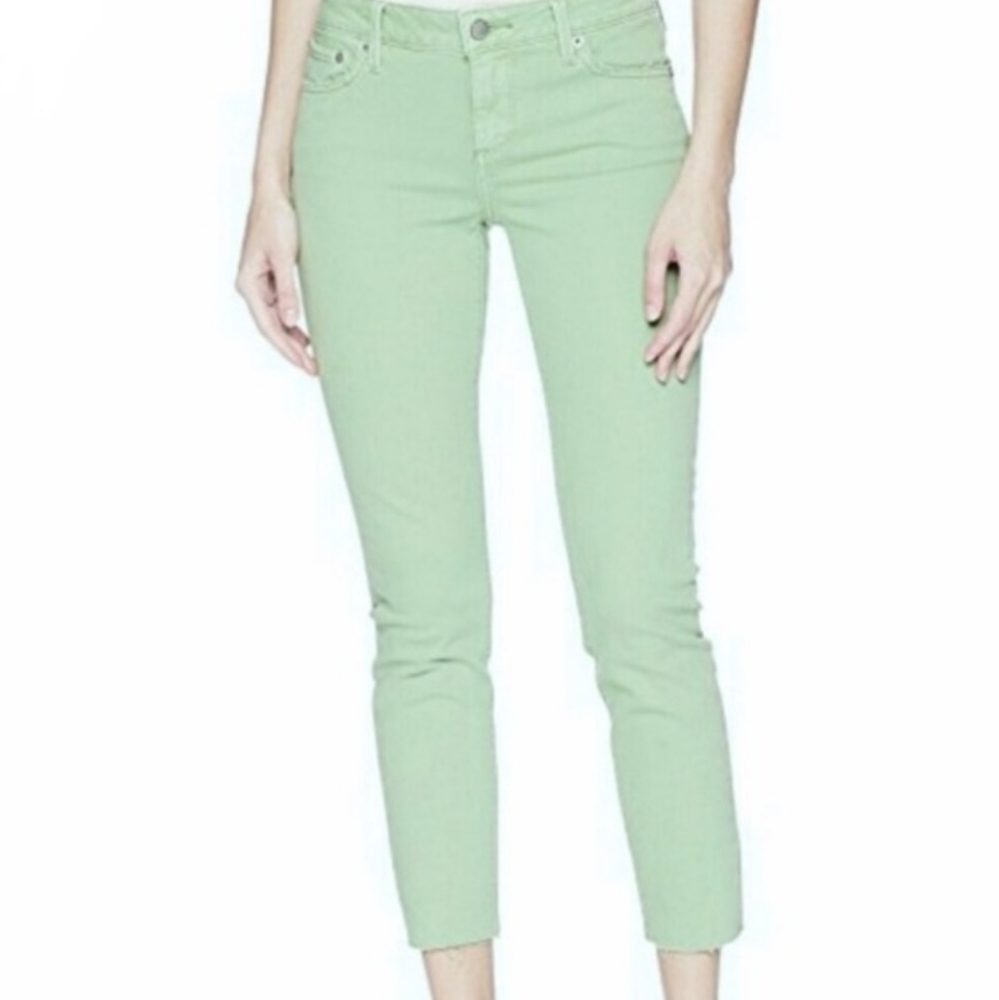 🎉💜 HP!!!! 💜🎉 NWT Lucky Brand Zoe Straight Crop Mid-Rise Jeans